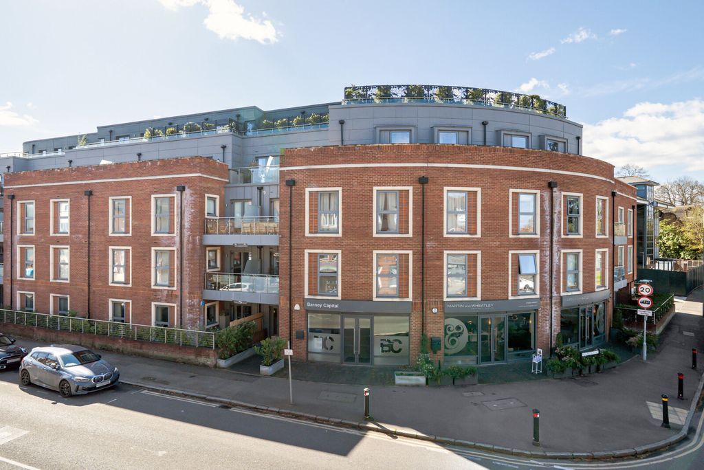 Property photo 1 of 14 1-69c6494E1385F-1...