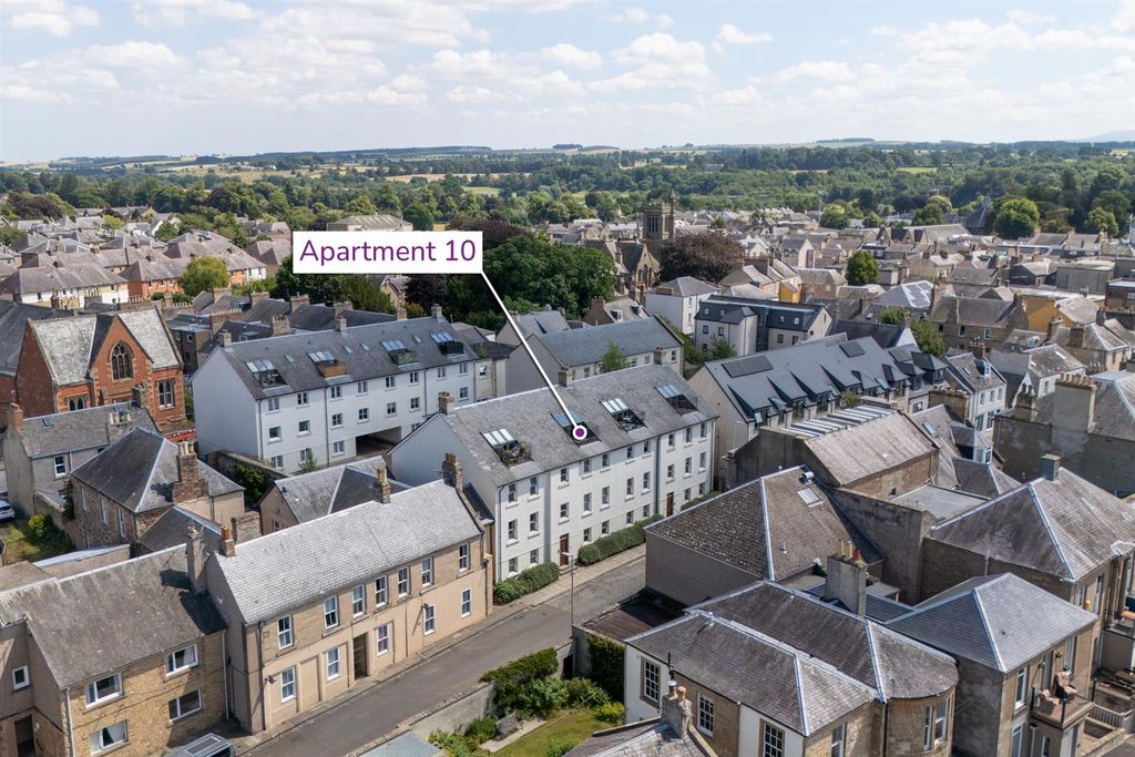 Property photo 1 of 20 Apartment 10_Tweed House_Roxburgh Street_Kelso-01.
