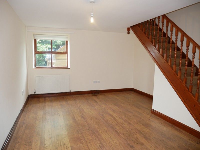 Property photo 2 of 5 Lounge