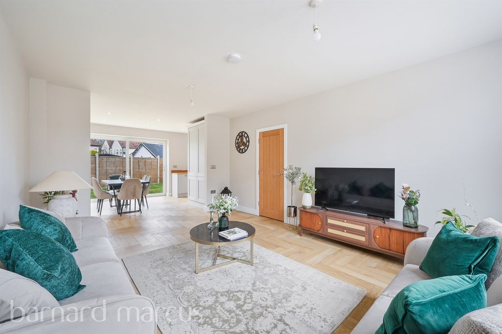 Property photo 1 of 15 View