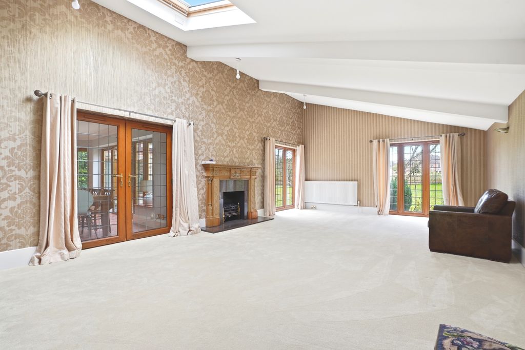 Additional image 13 of 6 bed detached house for saleBirchwood Dell, Bessacar, Doncaster DN4