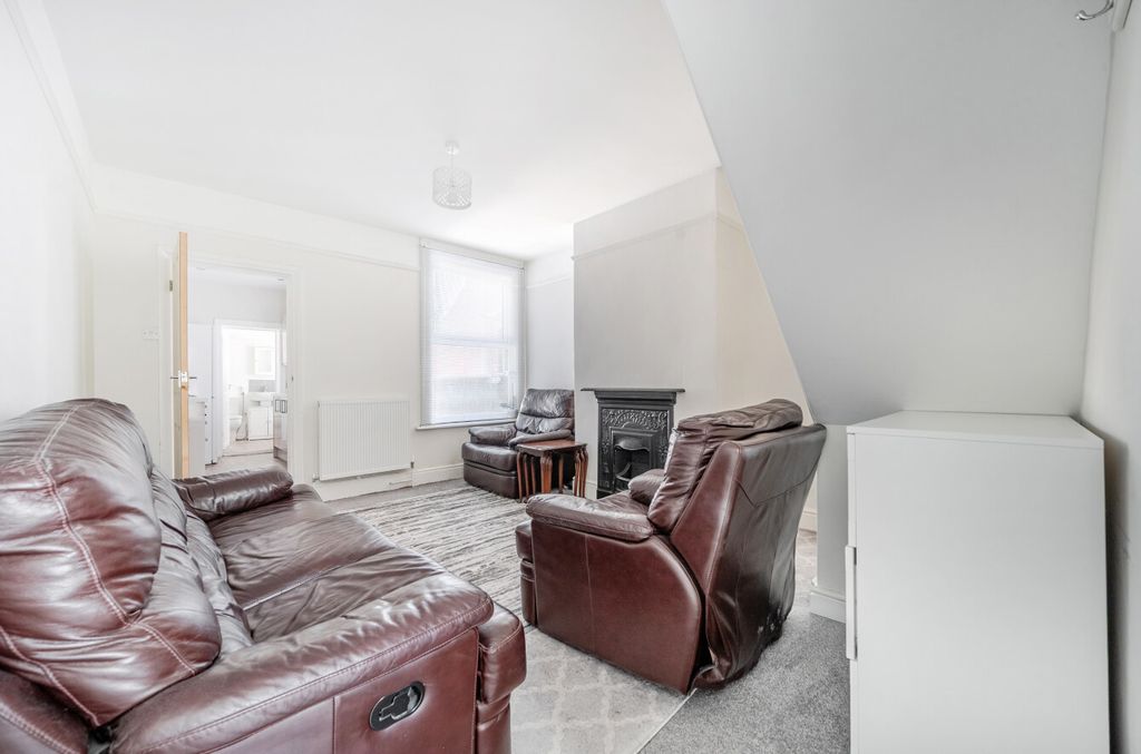 Property photo 2 of 13 1486882-3-6A54E5c...