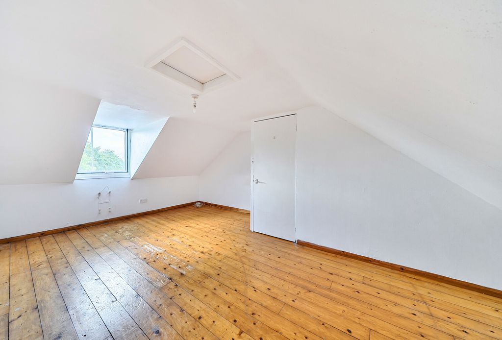 Property photo 2 of 23 1464125-9-6A07147...