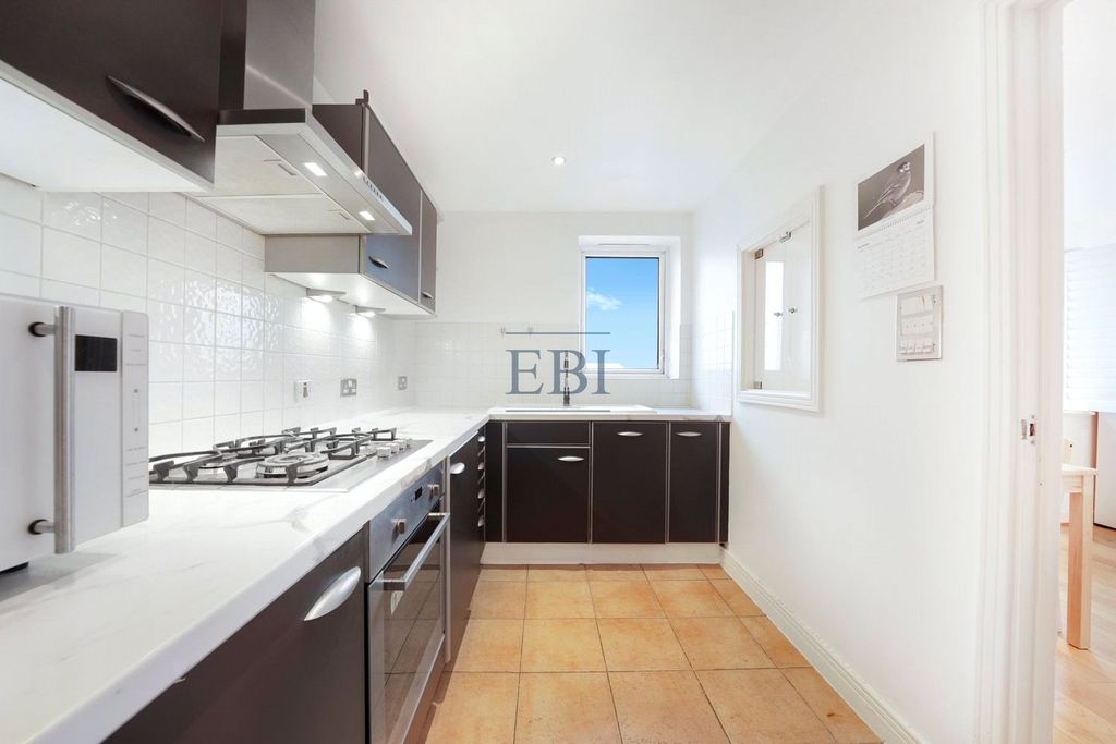 Property photo 3 of 10 Picture No. 03