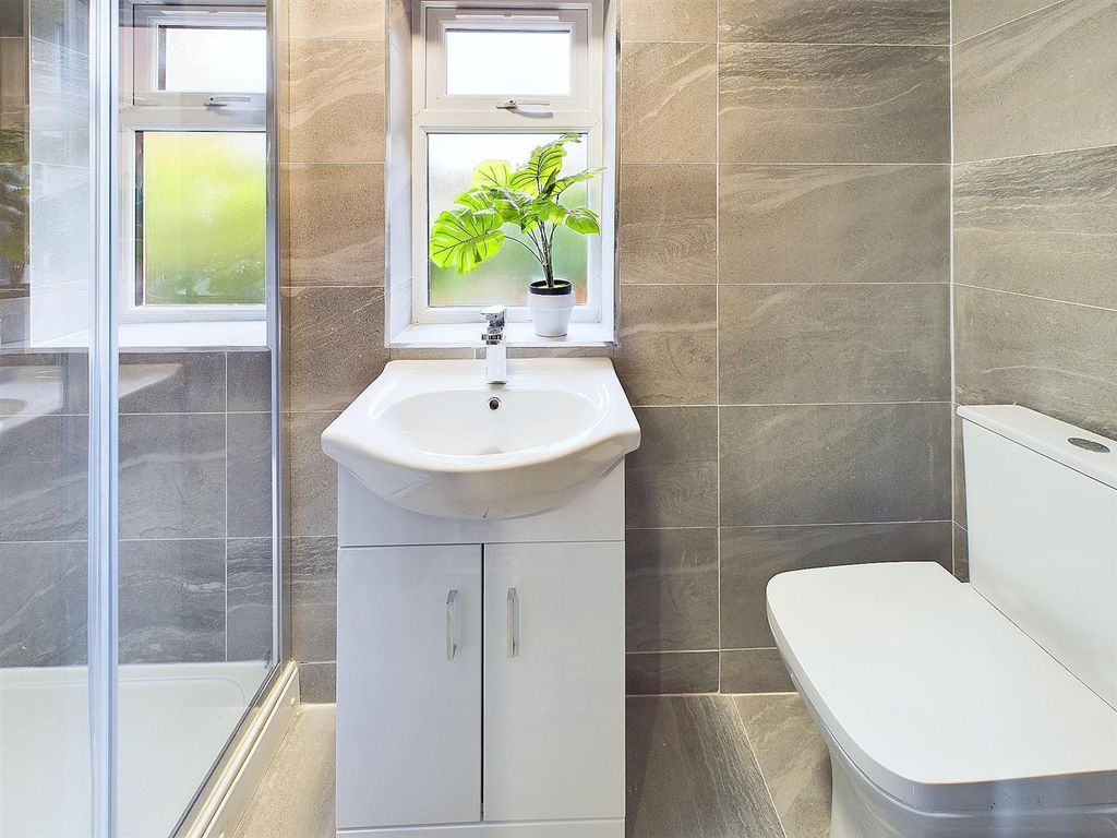 Property photo 3 of 4 Cam03736G0-Pr0029-Still006.Jpg