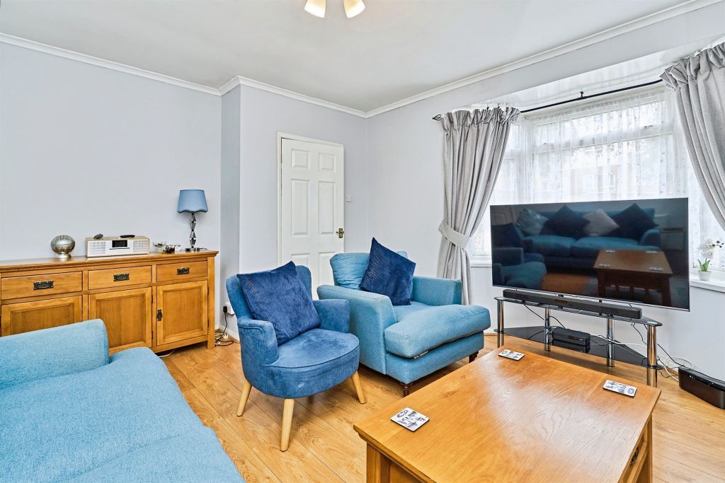 Property photo 2 of 16