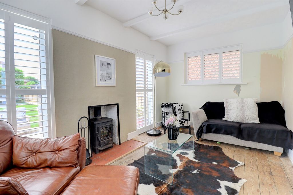 Property photo 2 of 11 Picture No. 03
