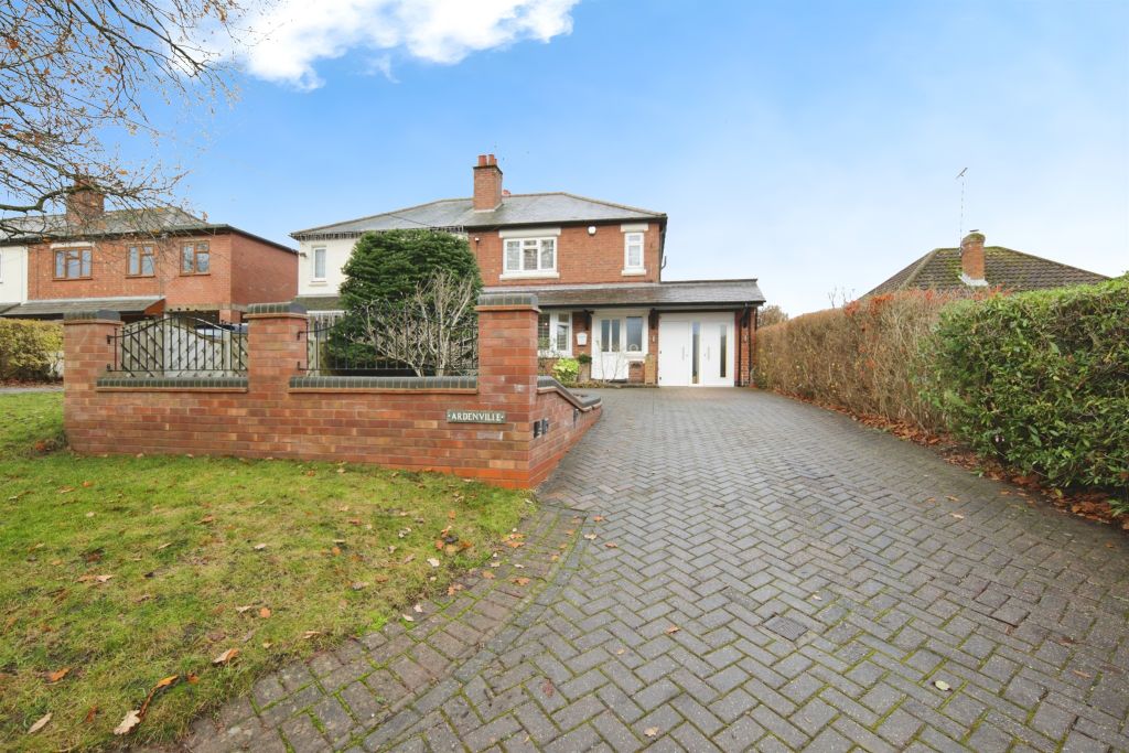 Property photo 1 of 31