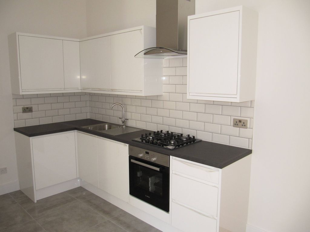 Property photo 1 of 6 Kitchen