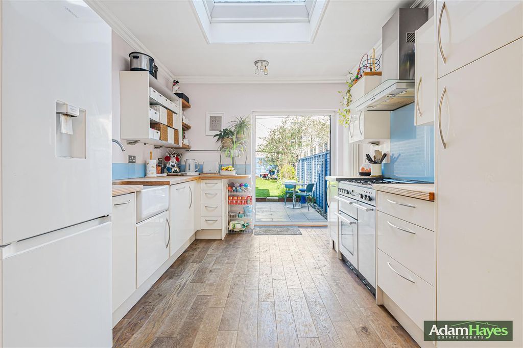 Property photo 2 of 17 15_75453_Watermarked.Jpg