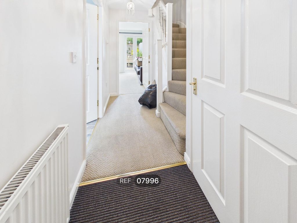 Property photo 3 of 12 Hallway