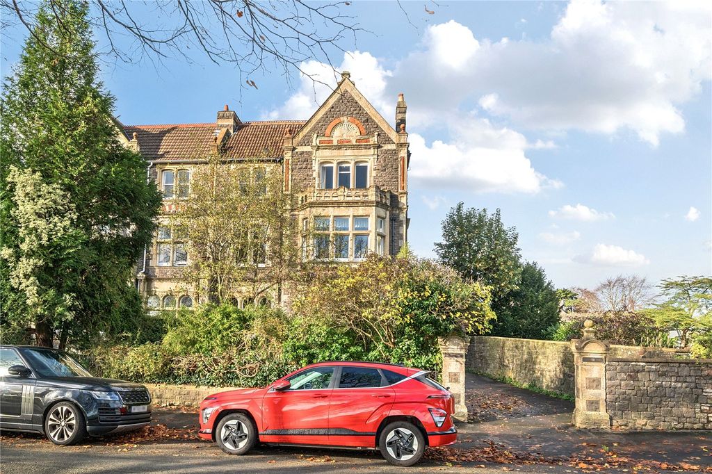 Property photo 3 of 20 Picture No. 09