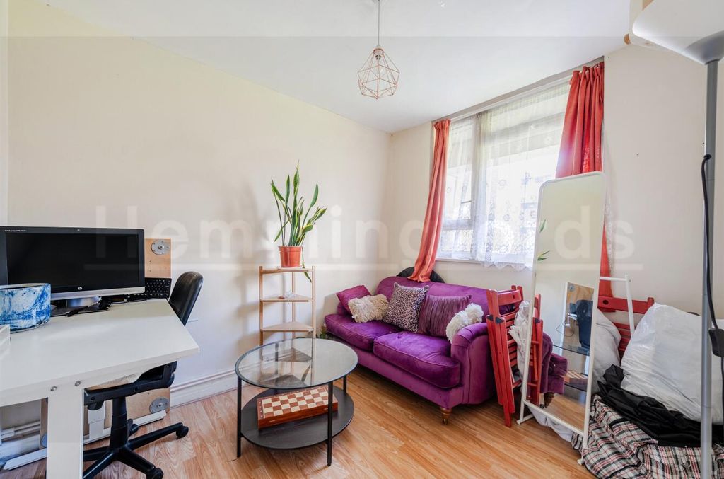 Property photo 3 of 16 d3E1F0Eb-9c95-4152-8Fca-Ea5F49A13702.Jpg