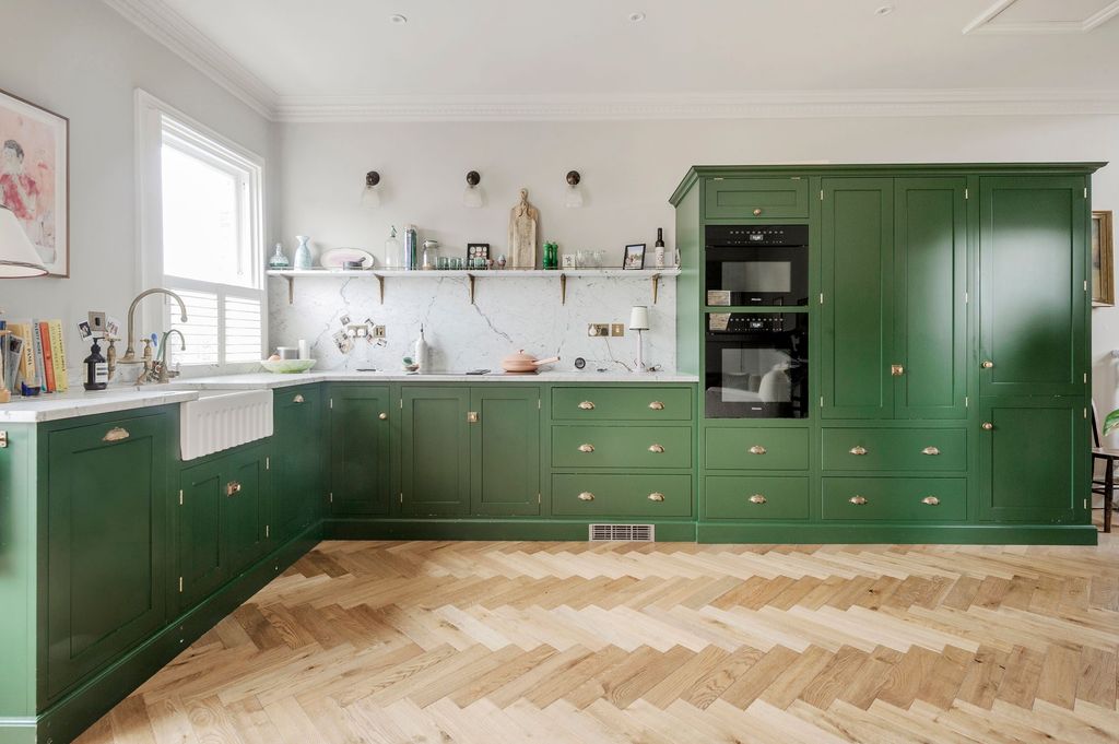 Property photo 2 of 21