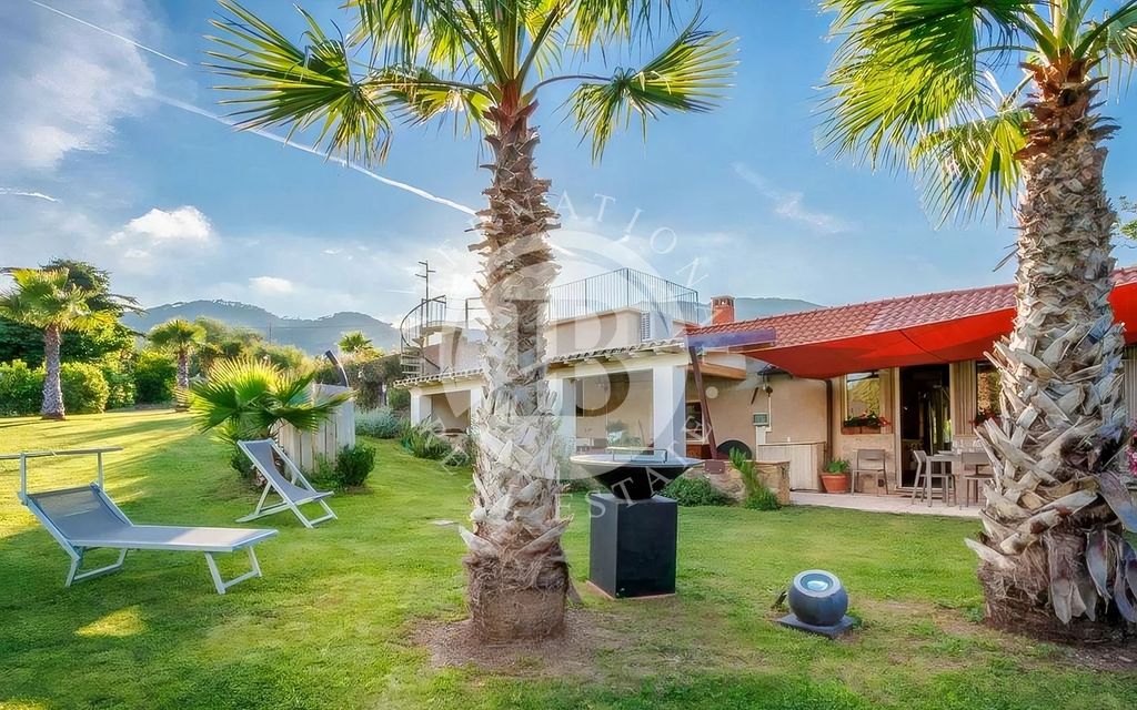 Property photo 3 of 24