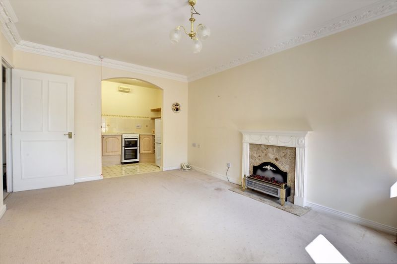 Property photo 3 of 10 Photo 2