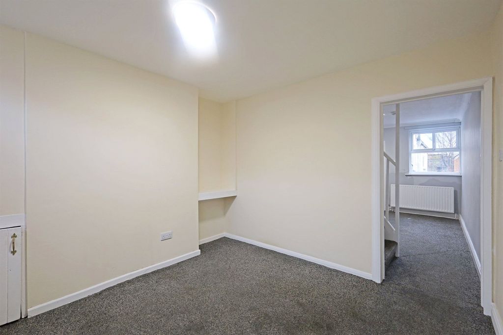 Property photo 2 of 18 Picture No. 02
