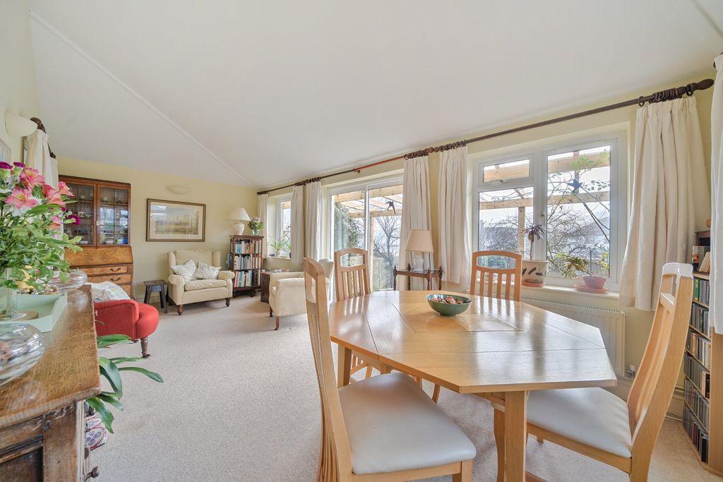 Property photo 2 of 20 Brushford, Seddons