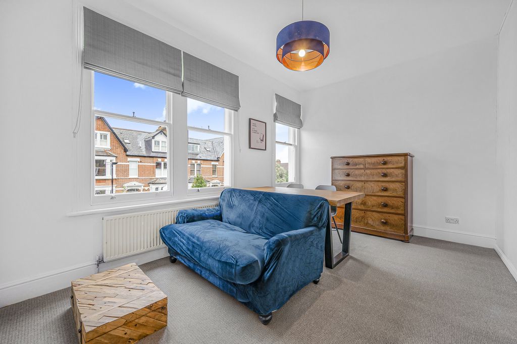 Property photo 2 of 9