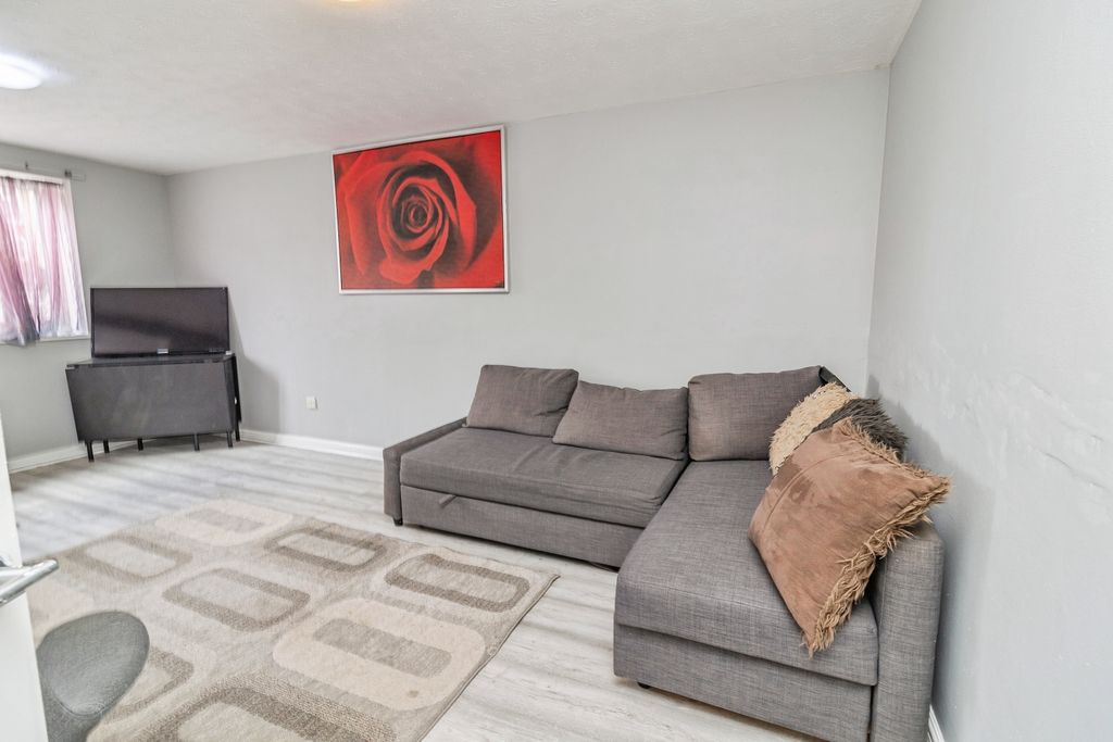 Property photo 3 of 13 Living Area