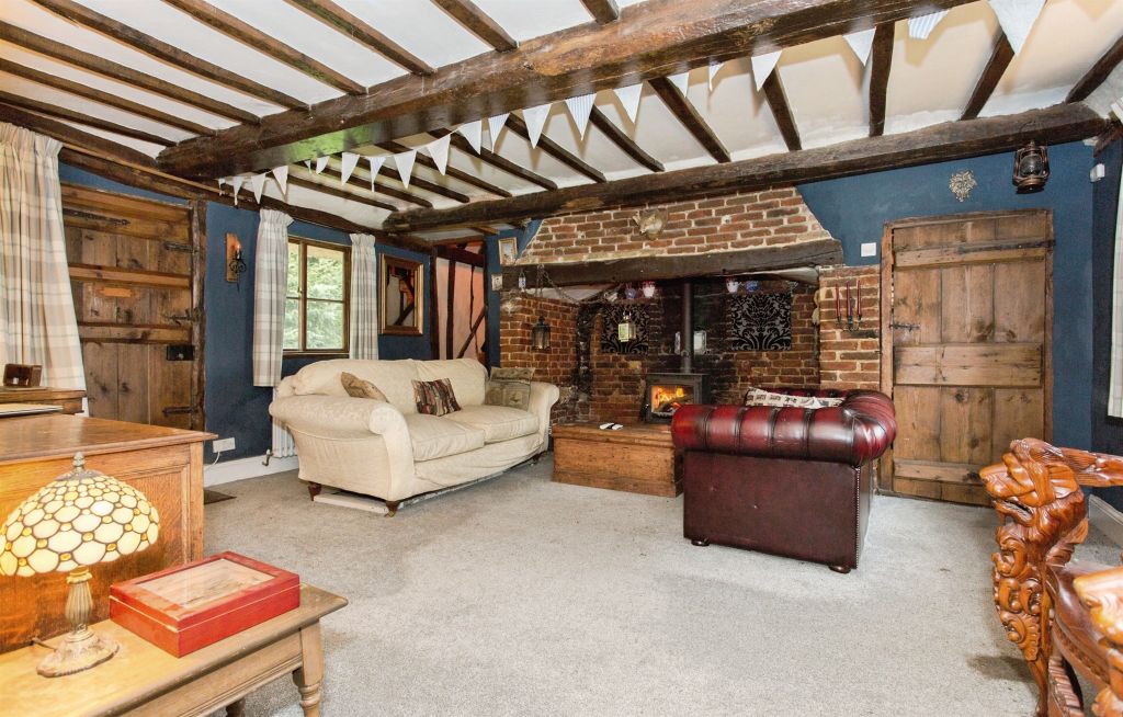 Property photo 2 of 14