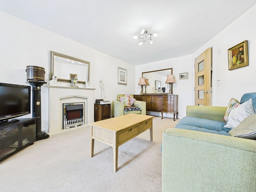 Property photo 3 of 15