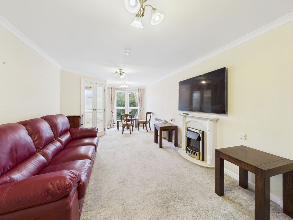 Property photo 2 of 9