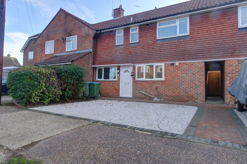 Property photo 2 of 18 Photo #2