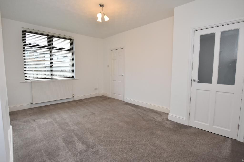 Property photo 3 of 11 Photo 3