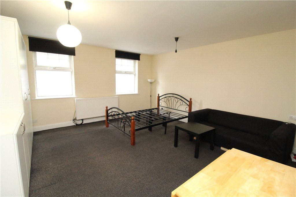 Property photo 2 of 7 Studio Room