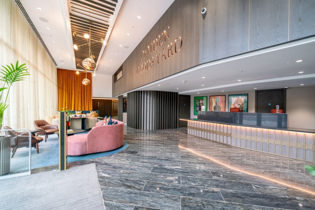 Property photo 2 of 14 Photo 12