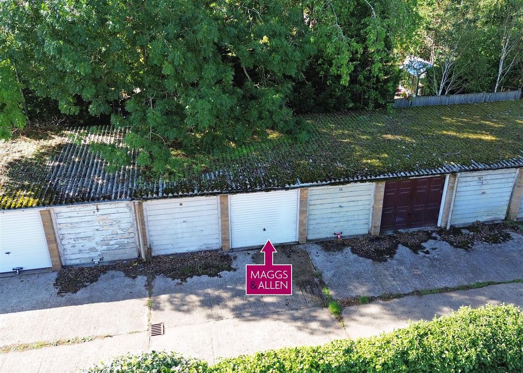 Property photo 2 of 12 2 - Garage For Auction, Frenchay, Bristol.Jpg