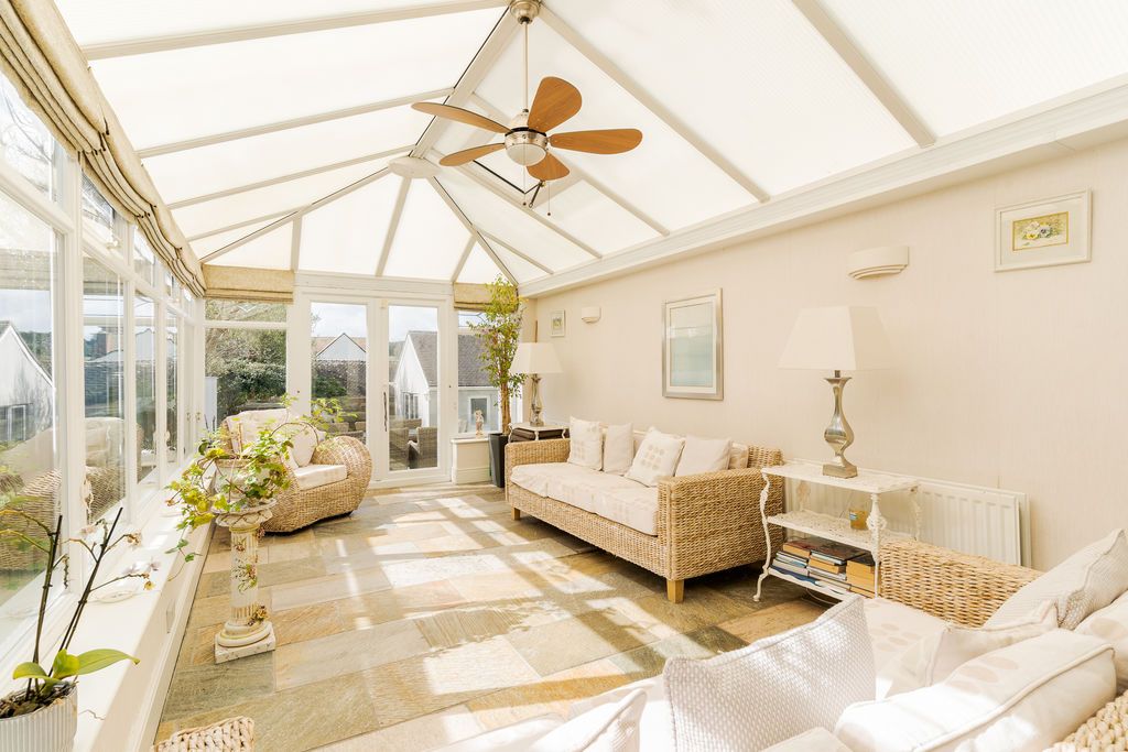 Property photo 3 of 25 Photo 8