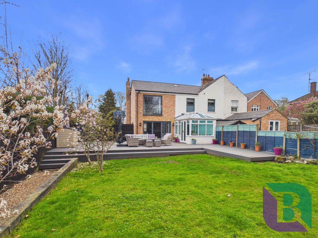 Property photo 1 of 30