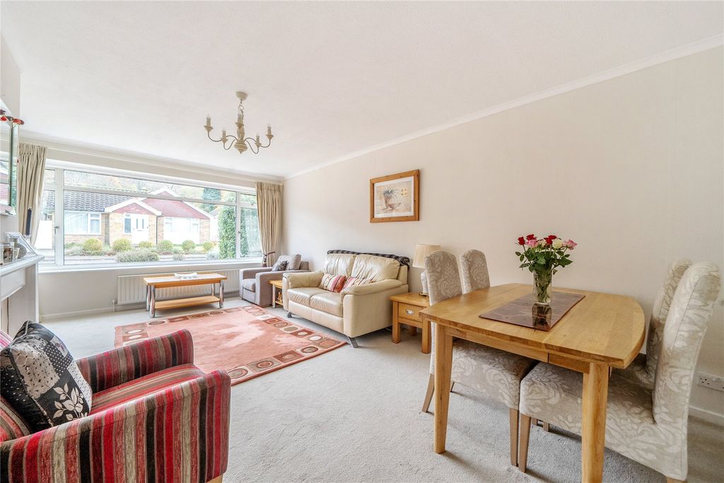 Property photo 3 of 11 Picture No. 28