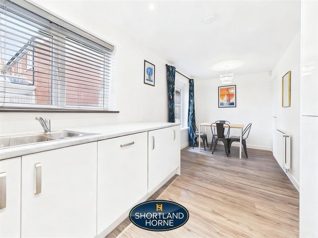 Property photo 3 of 11 1000080684.Jpg