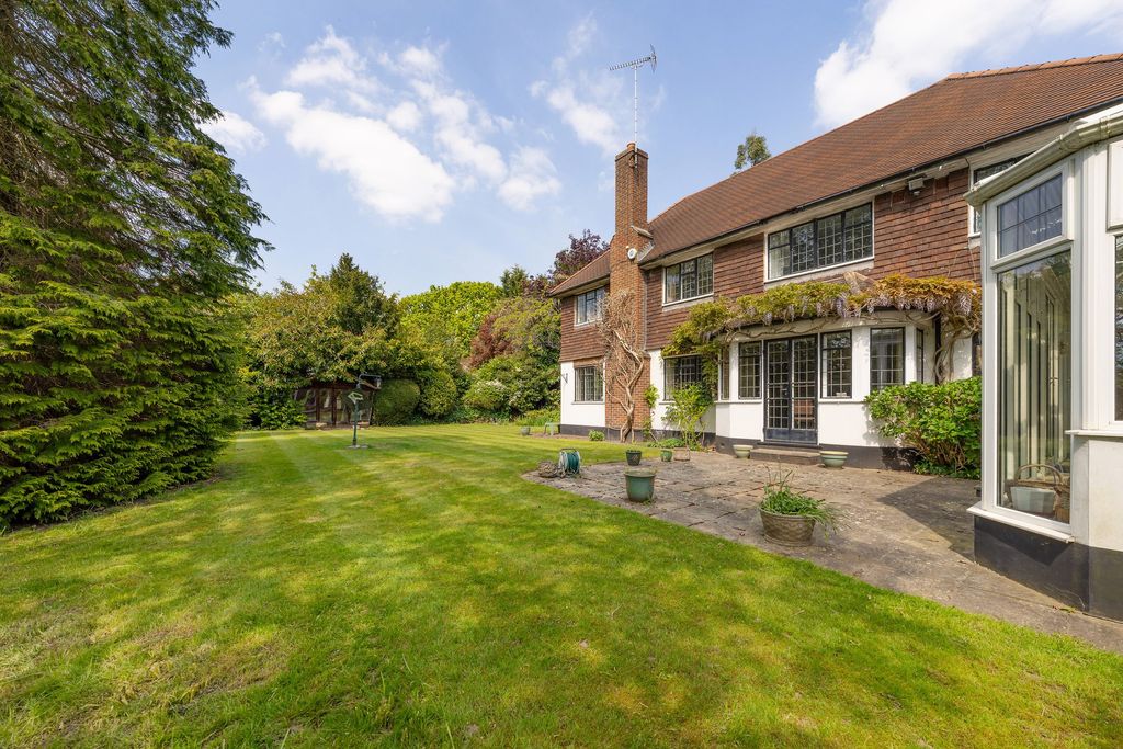 Property photo 1 of 22