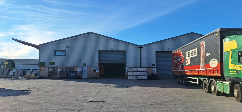 Property photo 1 of 7