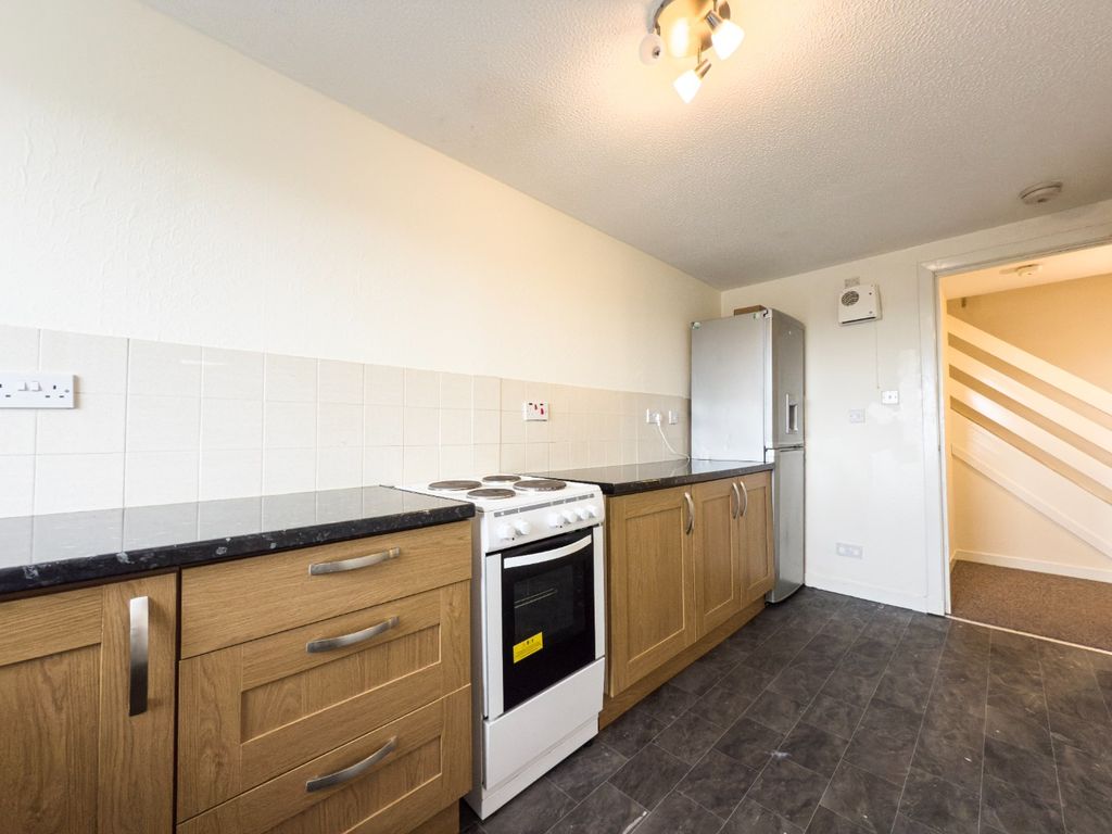 Property photo 3 of 12 4522136