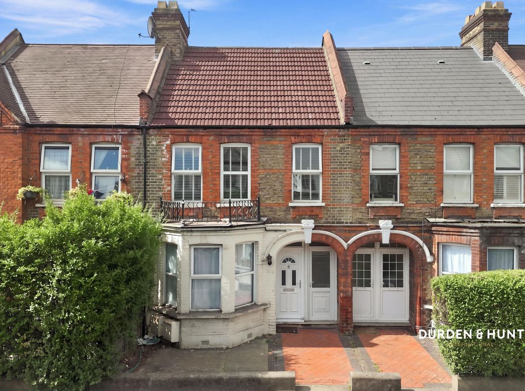 Property photo 1 of 18