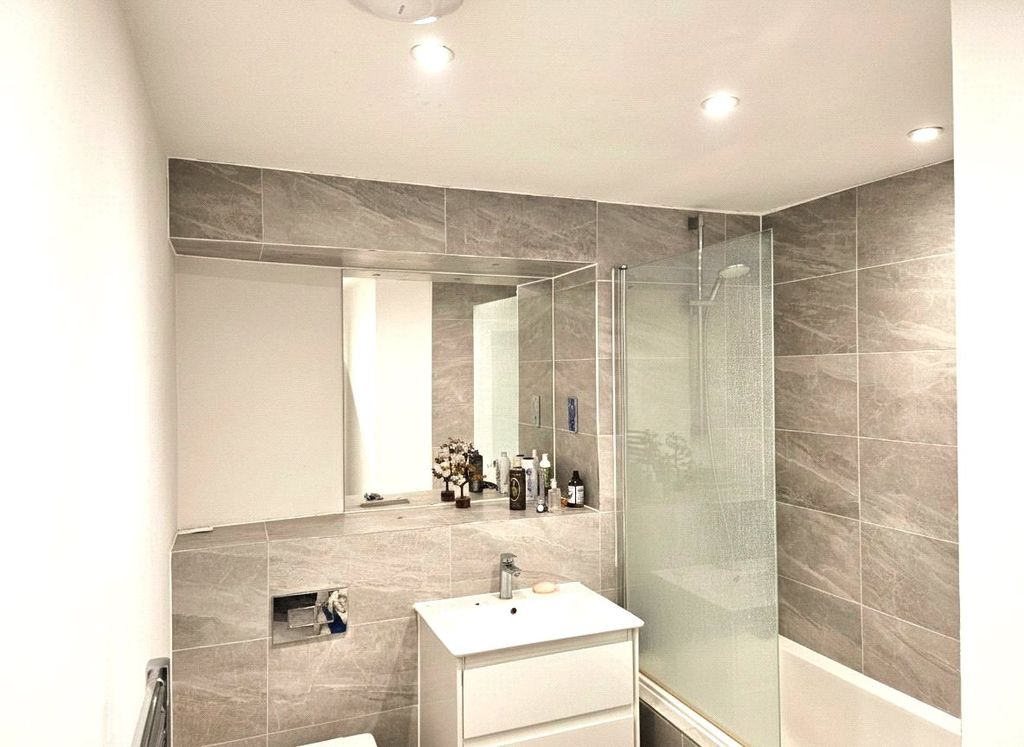 Property photo 3 of 4 Picture No. 09