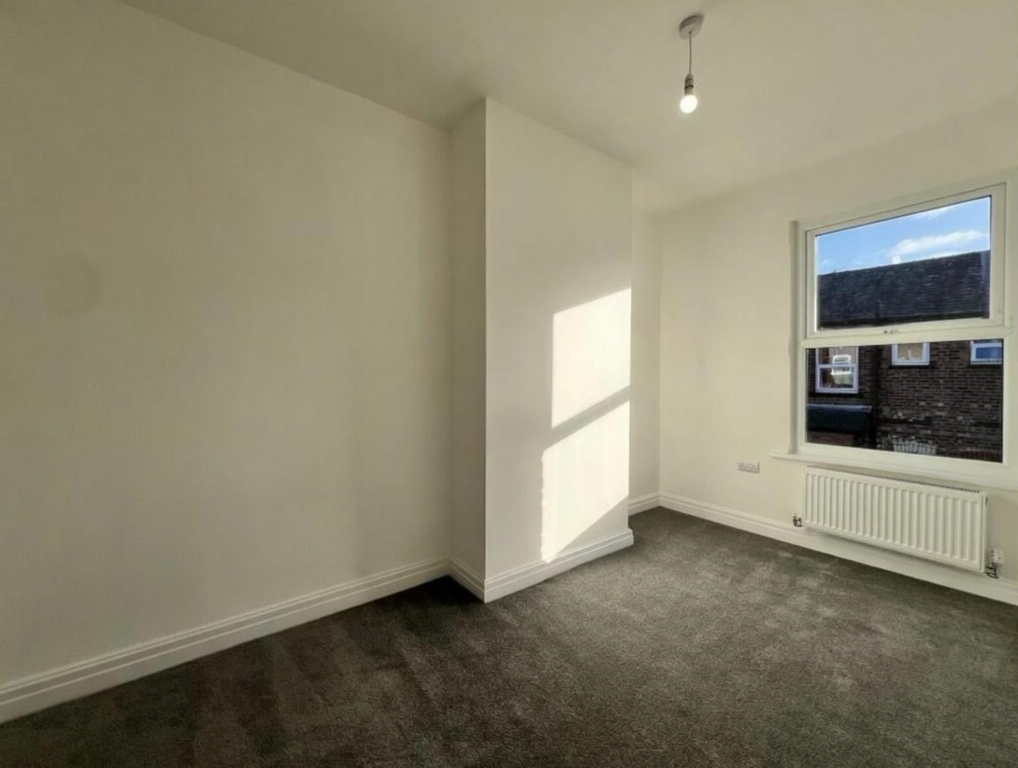 Property photo 3 of 6
