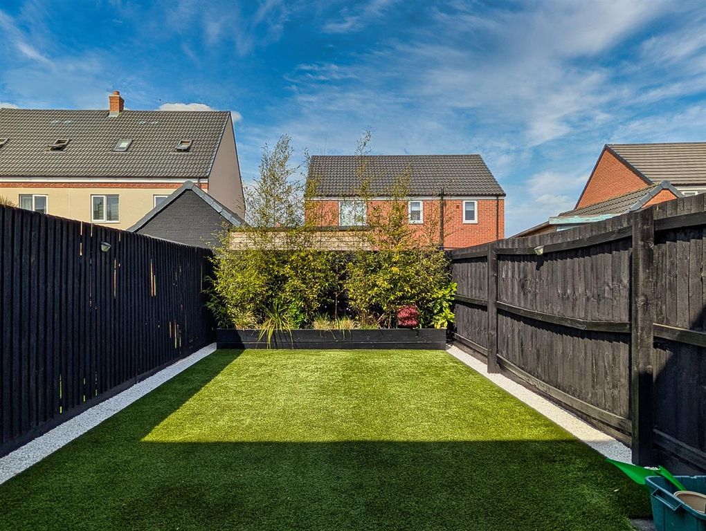 Property photo 2 of 18 16.Jpg