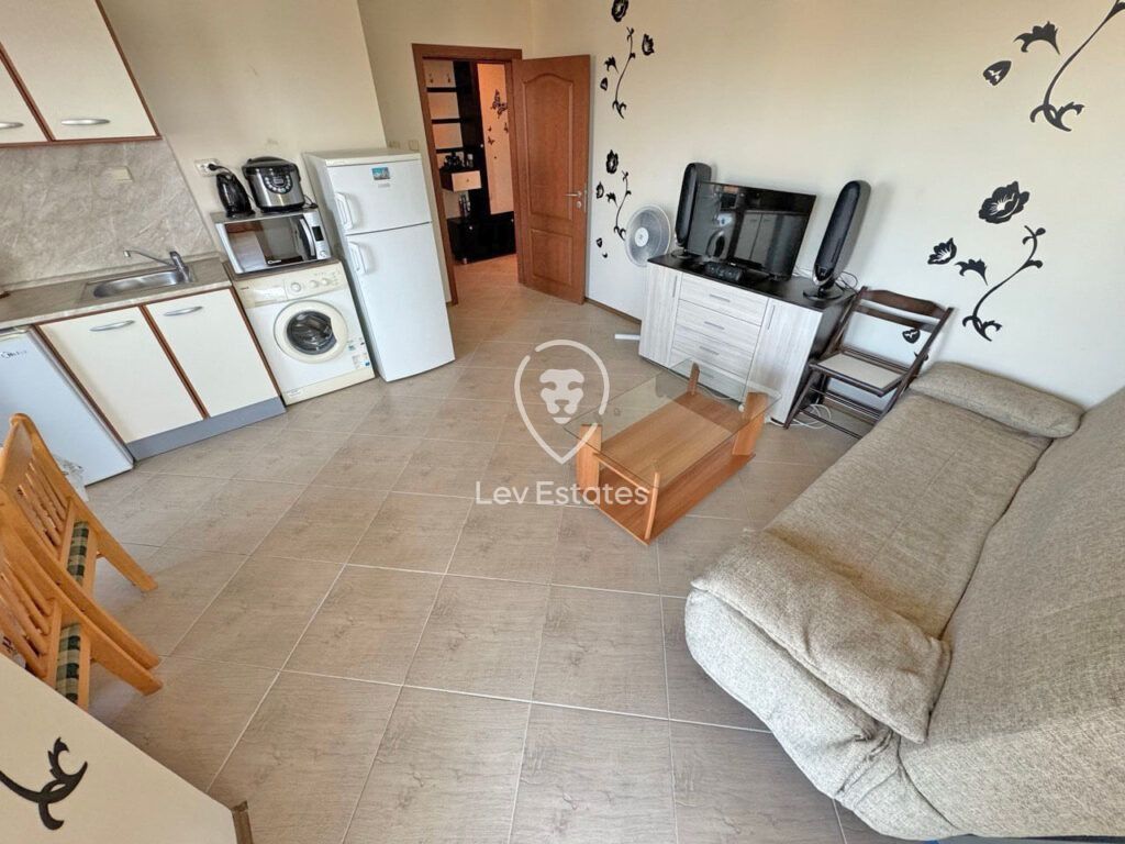 Property photo 1 of 14