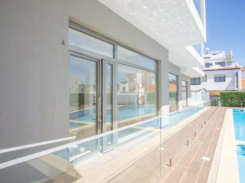 Property photo 1 of 32