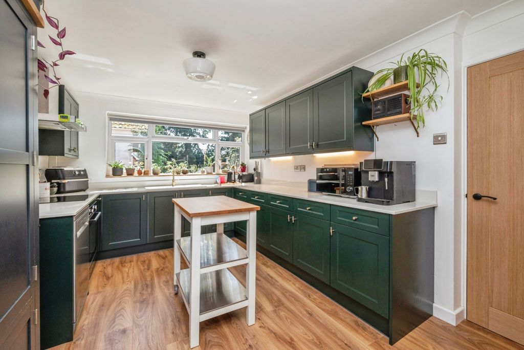 Property photo 2 of 35 Kitchen