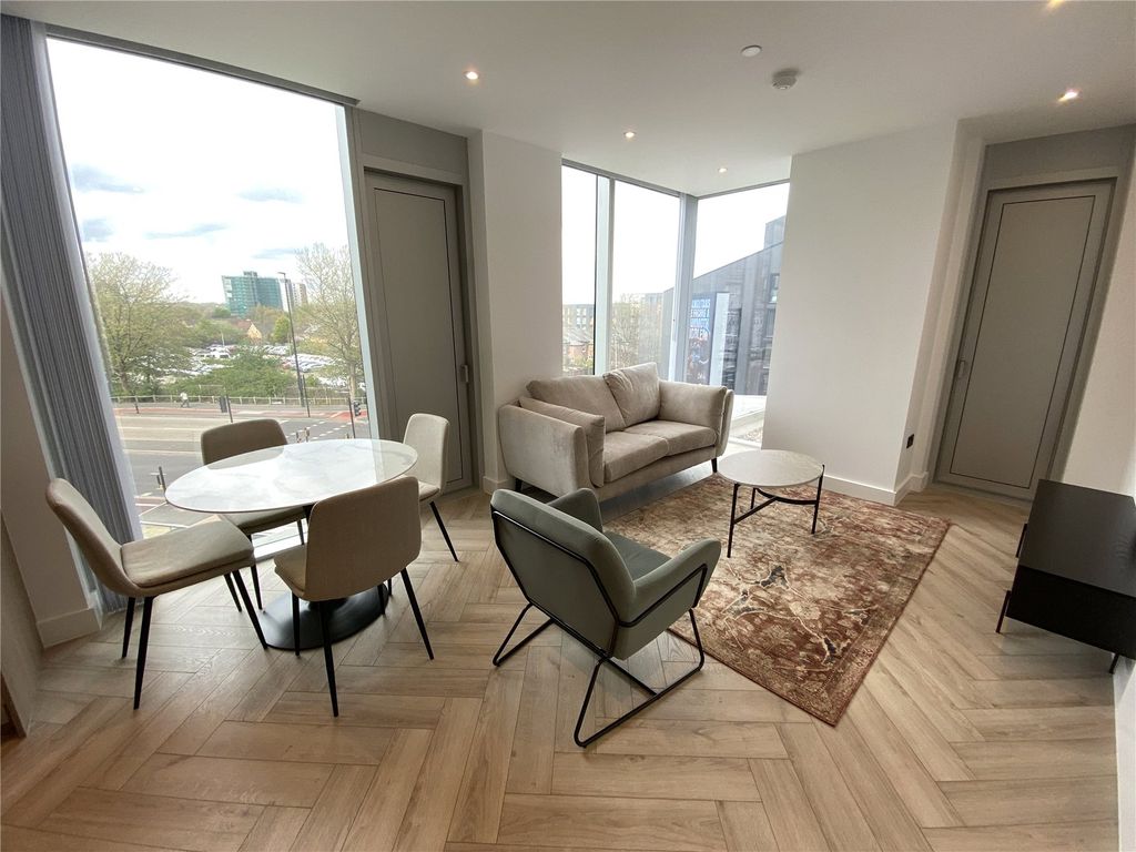 Property photo 3 of 44 Picture 3