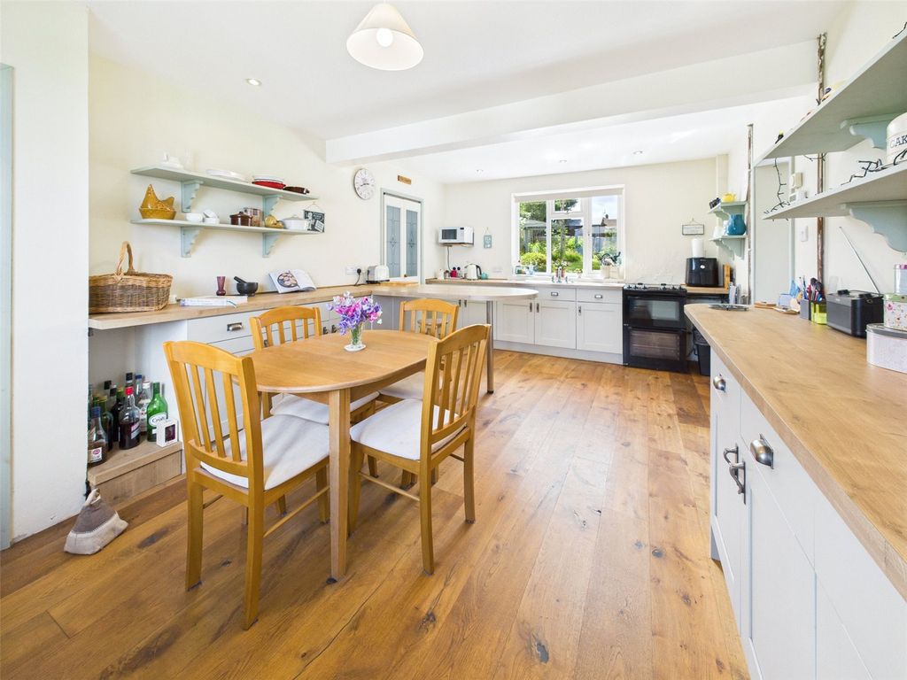 Property photo 3 of 16 Kitchen/Diner