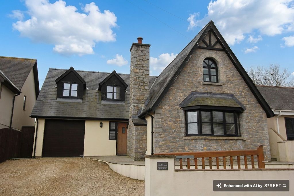 Property photo 1 of 25