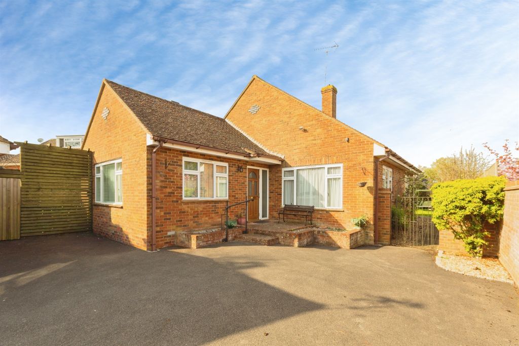 Property photo 1 of 20